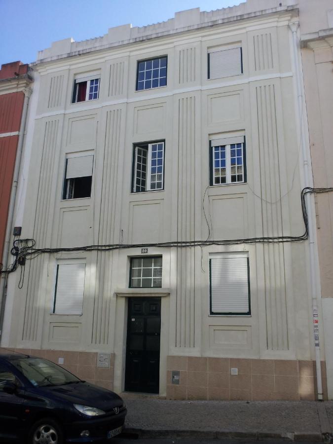 Appartement Apartamento Nas Olaias A 5 Minutos Da Faculdade Isel E Ist à Lisboa Extérieur photo